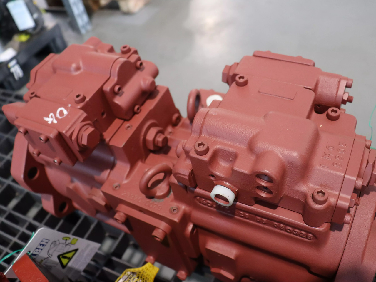 KAWASAKI K5V140DTP1A1R6NOA1 - Гидравлический мотор для Строительной техники: фото 4 KAWASAKI K5V140DTP1A1R6NOA1 - Гидравлический мотор для Строительной техники: фото 4