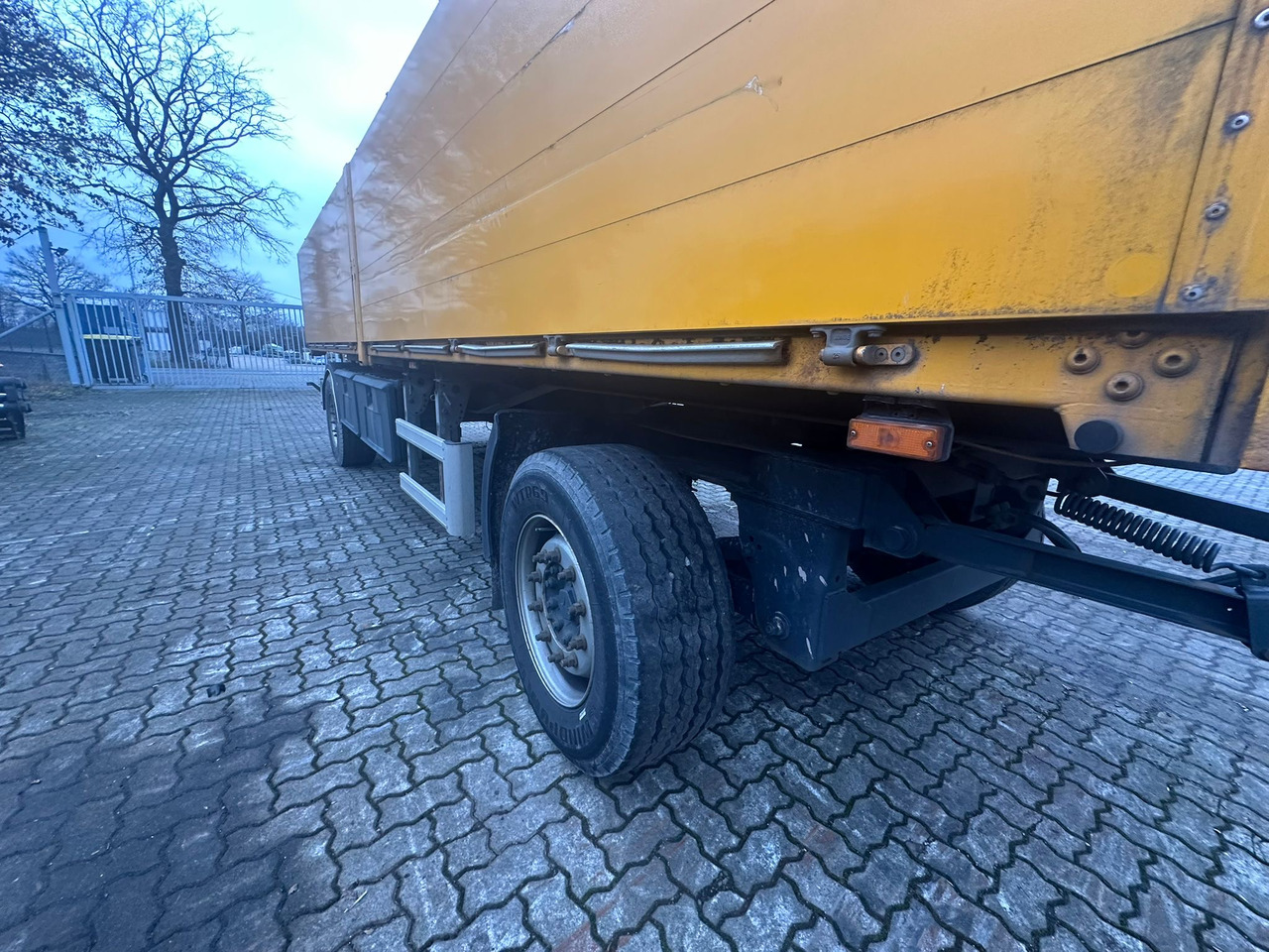 IVECO STRALIS 420 truck open box with TEREX loading crane 290.2E-A3 - Крюковой мультилифт, Автоманипулятор: фото 5 IVECO STRALIS 420 truck open box with TEREX loading crane 290.2E-A3 - Крюковой мультилифт, Автоманипулятор: фото 5