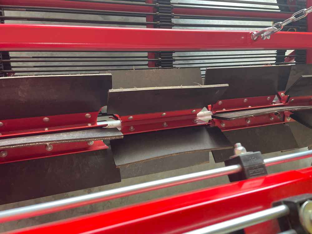 Grimme WV 165 - Уборочная машина для винограда: фото 4 Grimme WV 165 - Уборочная машина для винограда: фото 4