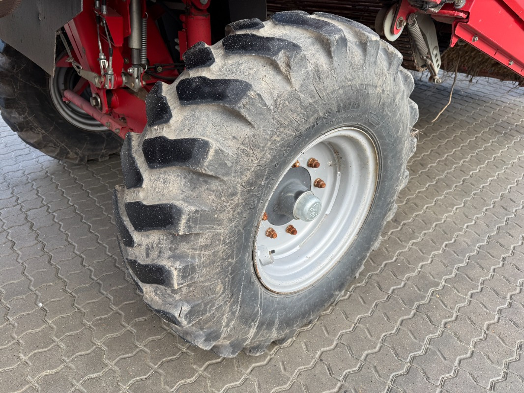 Grimme CS 170 RotaPower - Картофелеуборочный комбайн: фото 4 Grimme CS 170 RotaPower - Картофелеуборочный комбайн: фото 4
