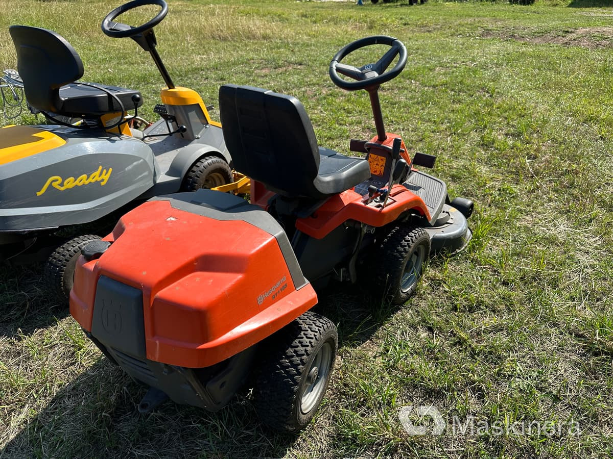 Åkgräsklippare Husqvarna R111B5 - Газонокосилка: фото 4 Åkgräsklippare Husqvarna R111B5 - Газонокосилка: фото 4