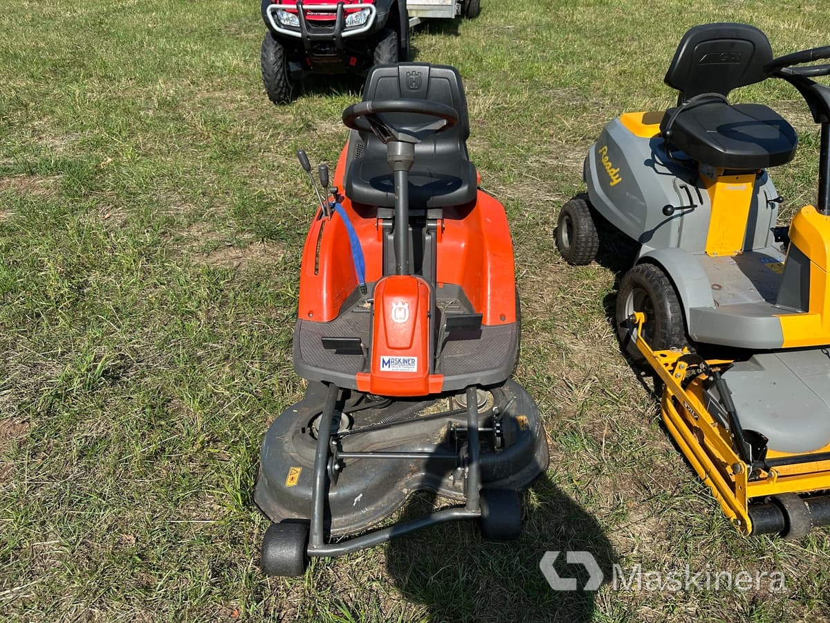 Åkgräsklippare Husqvarna R111B5 - Газонокосилка: фото 3 Åkgräsklippare Husqvarna R111B5 - Газонокосилка: фото 3