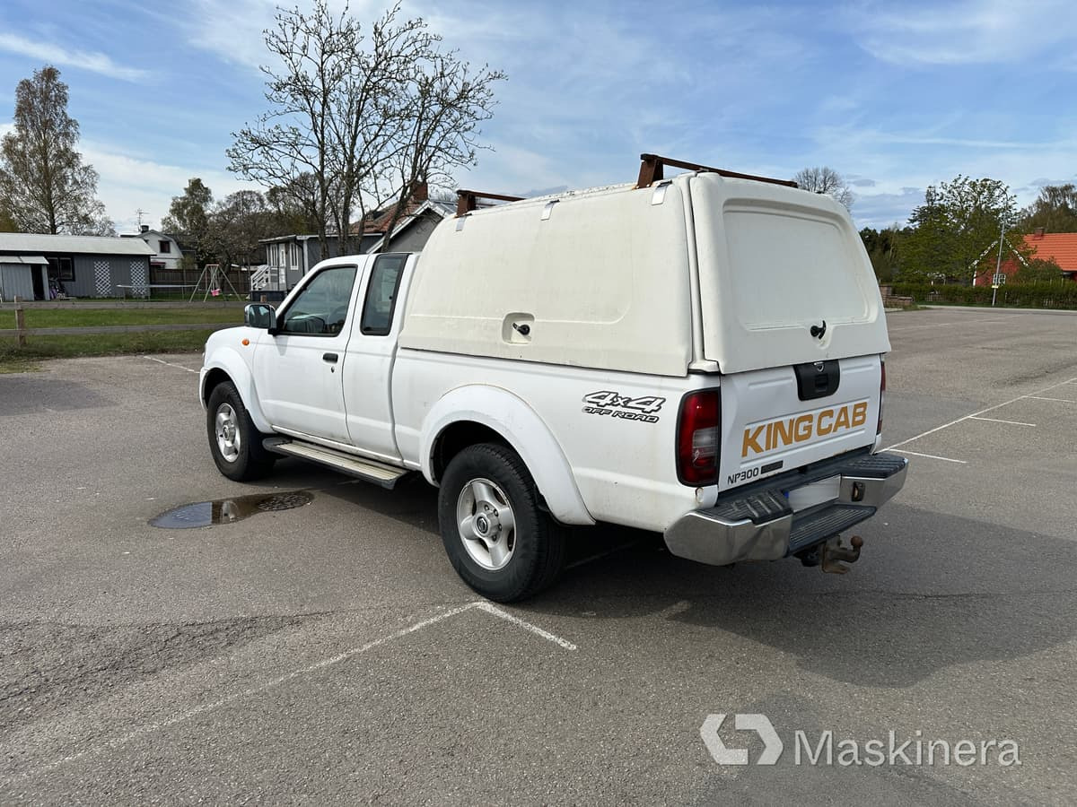 Arbetsbil Nissan NP300 King Cab 2.5 - Цельнометаллический фургон: фото 3 Arbetsbil Nissan NP300 King Cab 2.5 - Цельнометаллический фургон: фото 3