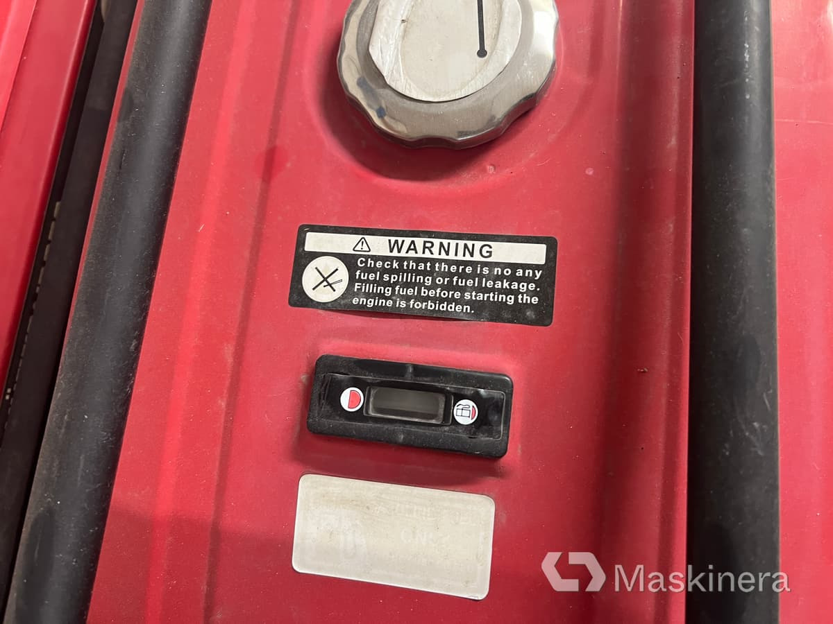 Elverk Huttenberg H8500W - Электрогенератор: фото 3 Elverk Huttenberg H8500W - Электрогенератор: фото 3