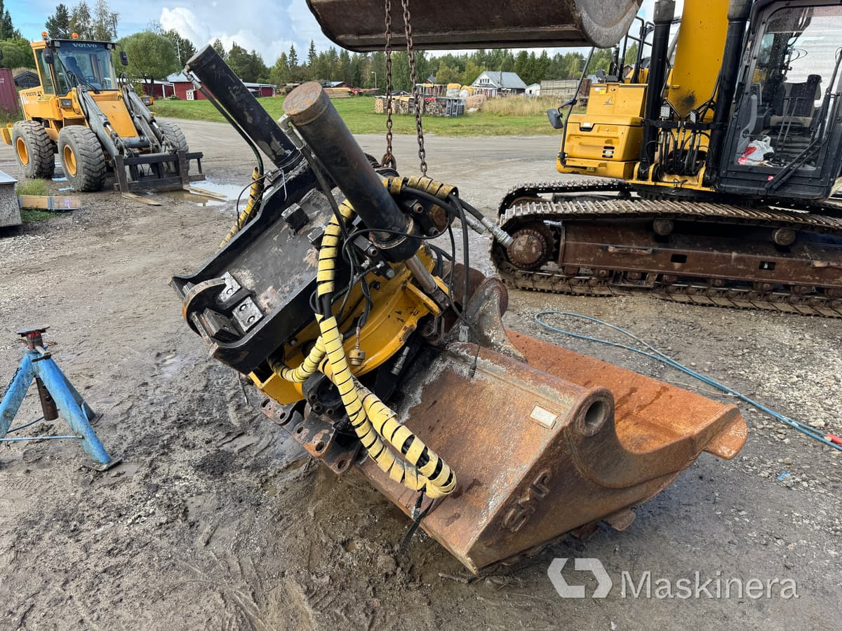 Engcon EC3027GR9 Tiltrotator Engcon med planeringsskopa B27-fäste - Ковш для экскаватора: фото 3 Engcon EC3027GR9 Tiltrotator Engcon med planeringsskopa B27-fäste - Ковш для экскаватора: фото 3