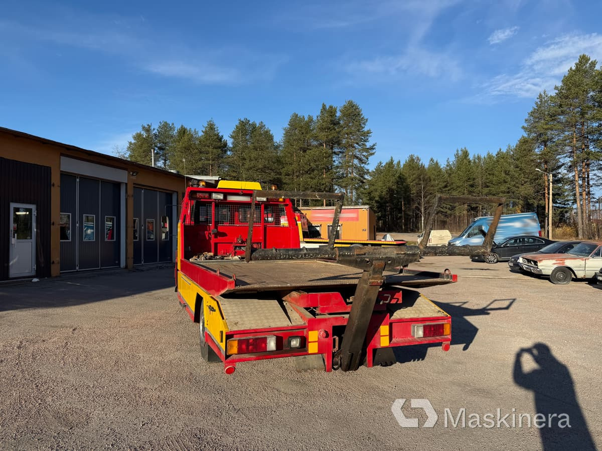 Flakbärgare Volvo FL 611 - Эвакуатор: фото 4 Flakbärgare Volvo FL 611 - Эвакуатор: фото 4