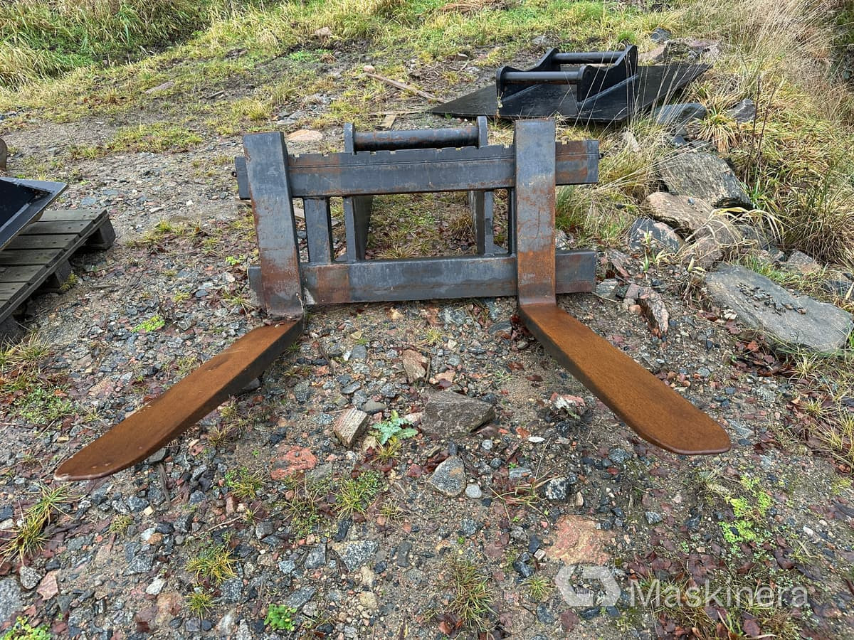 Gaffelställ SE Equipment S70 - Вилы: фото 2 Gaffelställ SE Equipment S70 - Вилы: фото 2