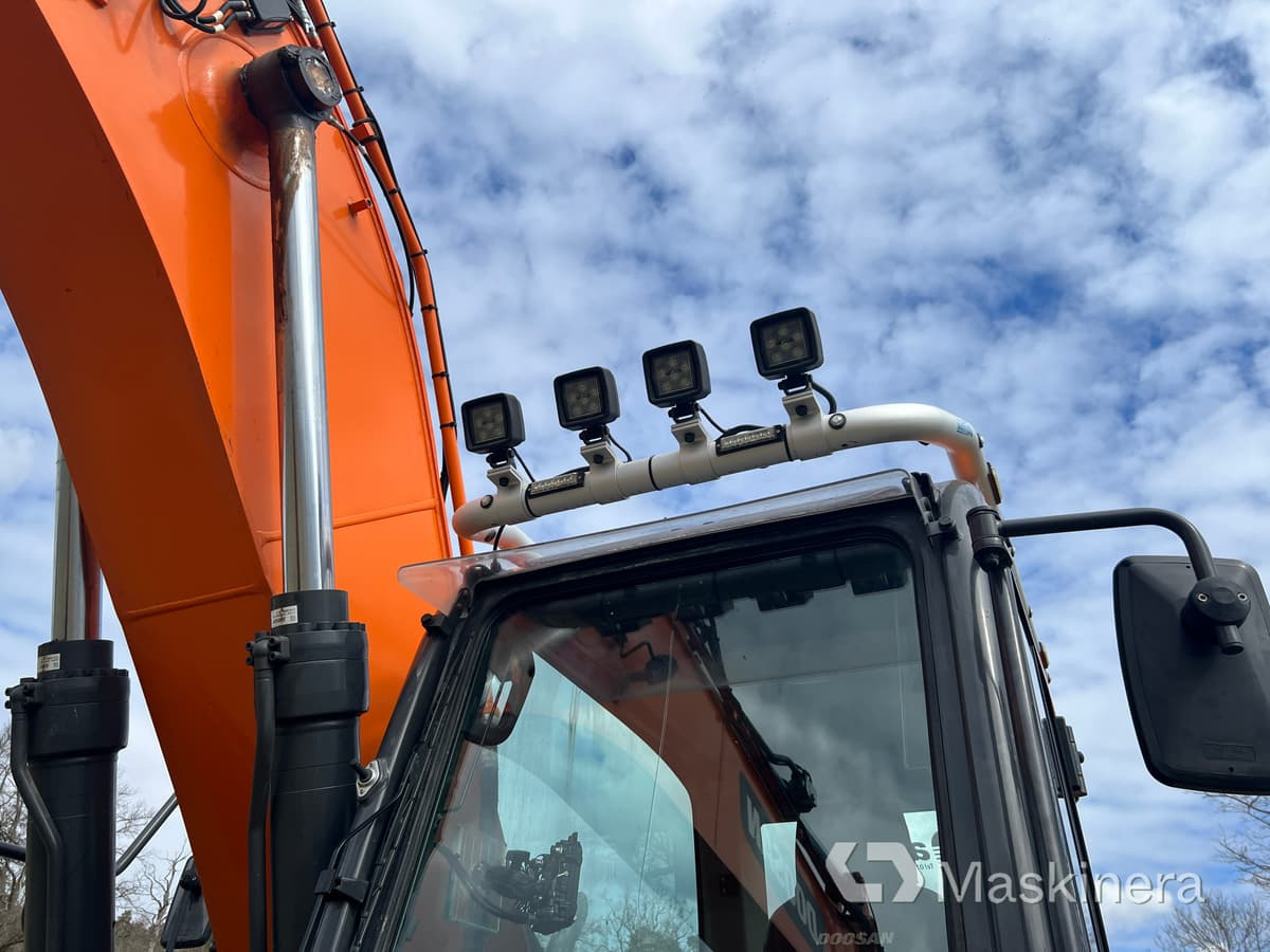 Гусеничный экскаватор Grävmaskin Doosan DX235NLC-5 med grävsystem: фото 17