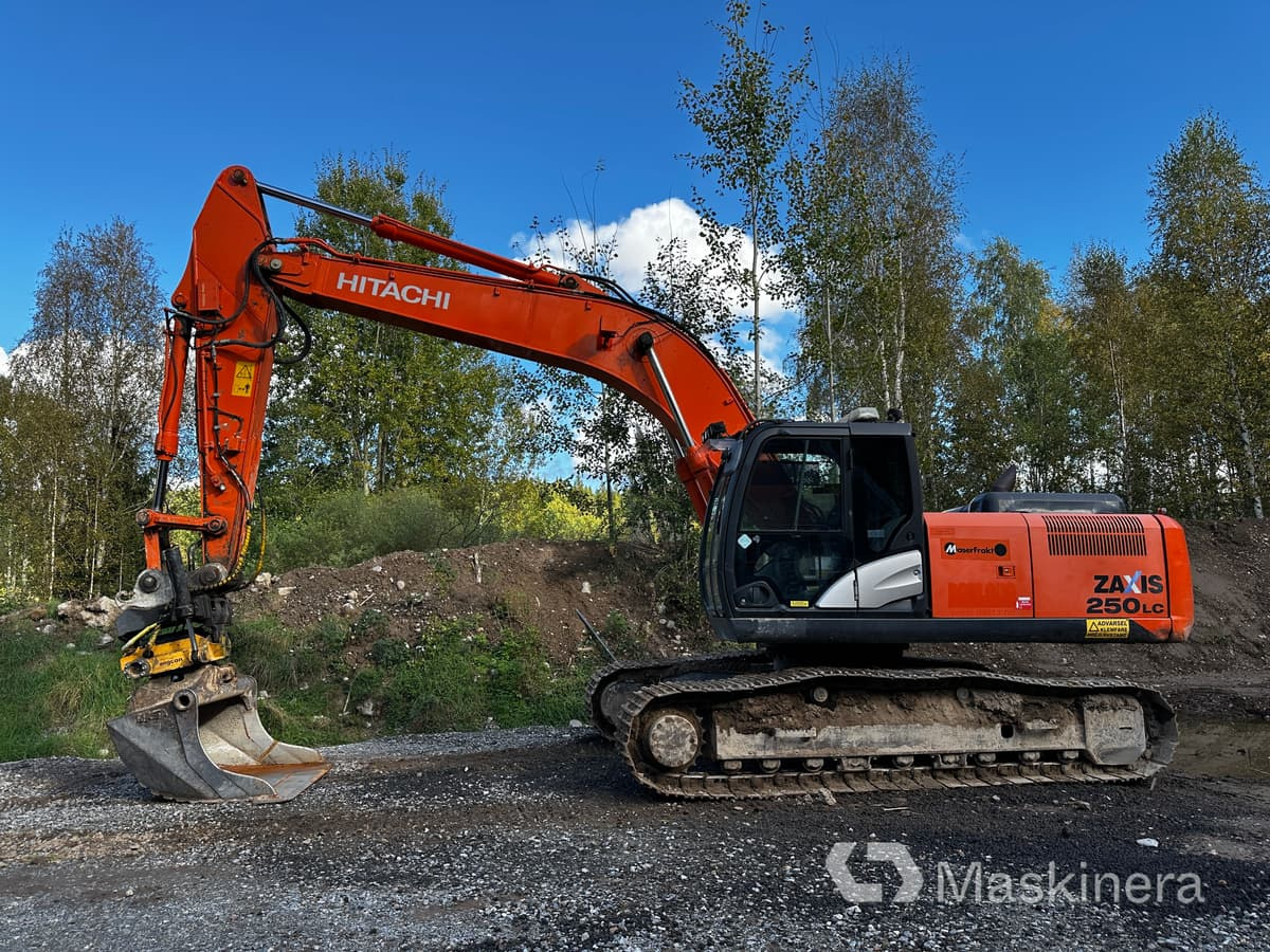 Grävmaskin Hitachi ZX250LC-5B - Гусеничный экскаватор: фото 2 Grävmaskin Hitachi ZX250LC-5B - Гусеничный экскаватор: фото 2