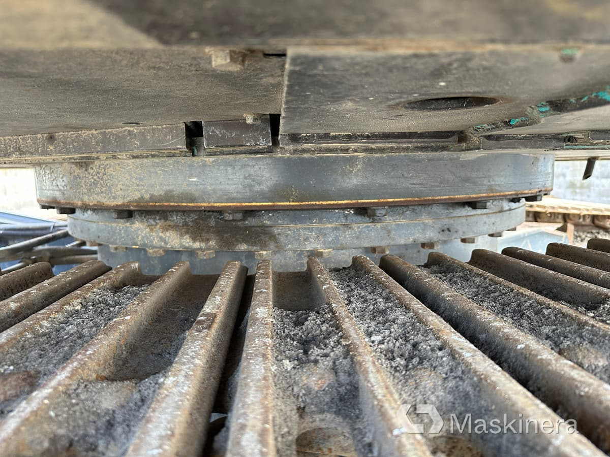 Гусеничный экскаватор Grävmaskin Kobelco SK270SRNLC-5: фото 47 Гусеничный экскаватор Grävmaskin Kobelco SK270SRNLC-5: фото 47