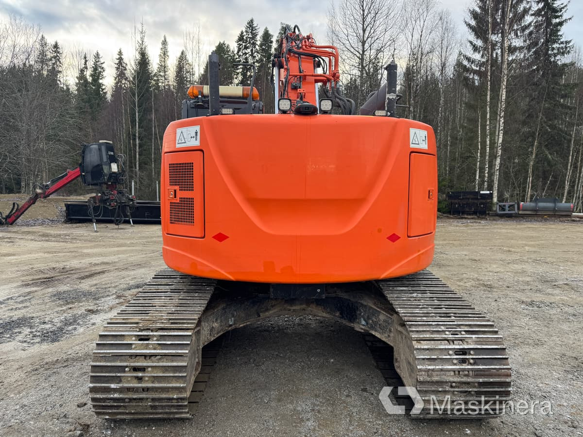 Hitachi ZX 225 USLC-5B Grävmaskin Hitachi ZX225USLC-5B - Гусеничный экскаватор: фото 4 Hitachi ZX 225 USLC-5B Grävmaskin Hitachi ZX225USLC-5B - Гусеничный экскаватор: фото 4