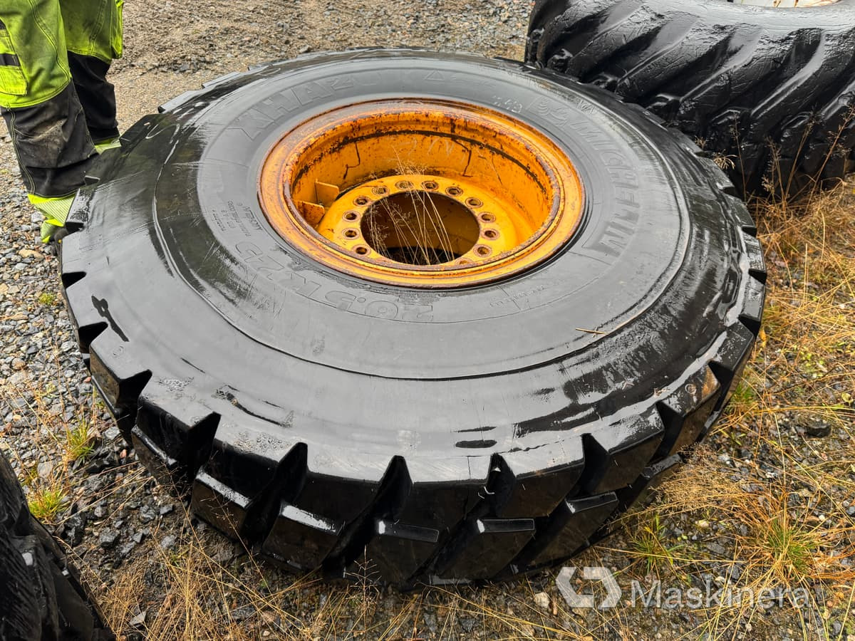 Hjul Michelin 20.5R25 Regummerat - Колесо для Строительной техники: фото 4 Hjul Michelin 20.5R25 Regummerat - Колесо для Строительной техники: фото 4