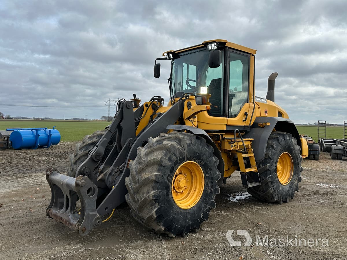 Hjullastare Volvo L60G - Колёсный погрузчик: фото 1 Hjullastare Volvo L60G - Колёсный погрузчик: фото 1