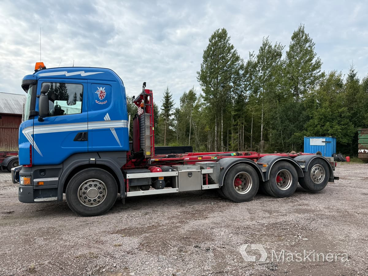 Lastväxlare Scania R560 8x4 Tridem - Крюковой мультилифт: фото 3 Lastväxlare Scania R560 8x4 Tridem - Крюковой мультилифт: фото 3