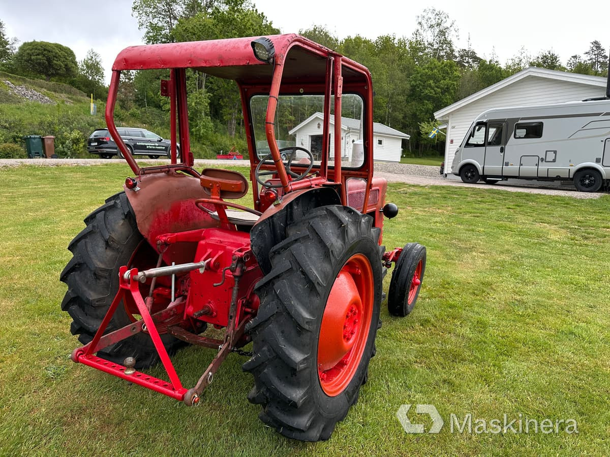 McCormick International IH B-275 Traktor IH B-275 - Трактор: фото 5 McCormick International IH B-275 Traktor IH B-275 - Трактор: фото 5