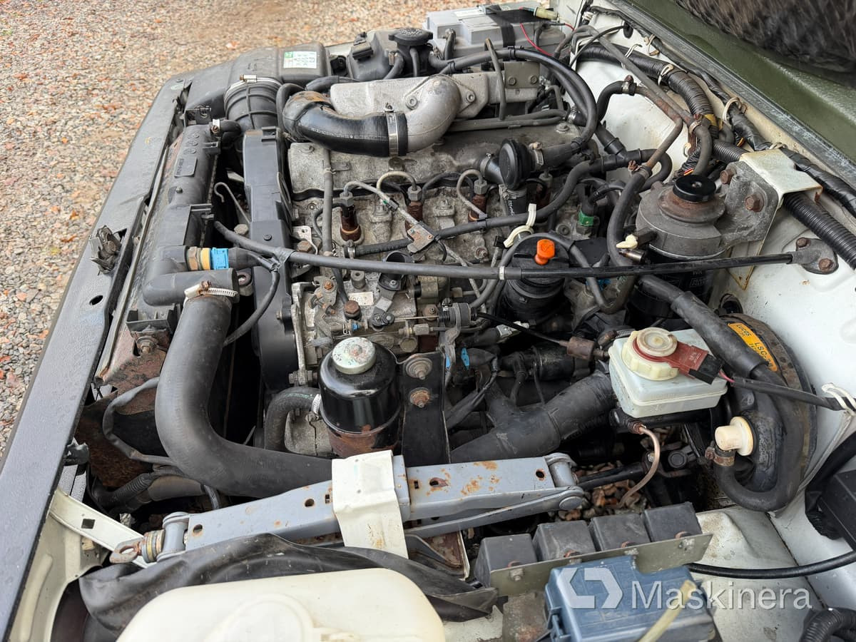 Легковой фургон Pickup Suzuki Samurai 1.9TD 4WD: фото 36 Легковой фургон Pickup Suzuki Samurai 1.9TD 4WD: фото 36