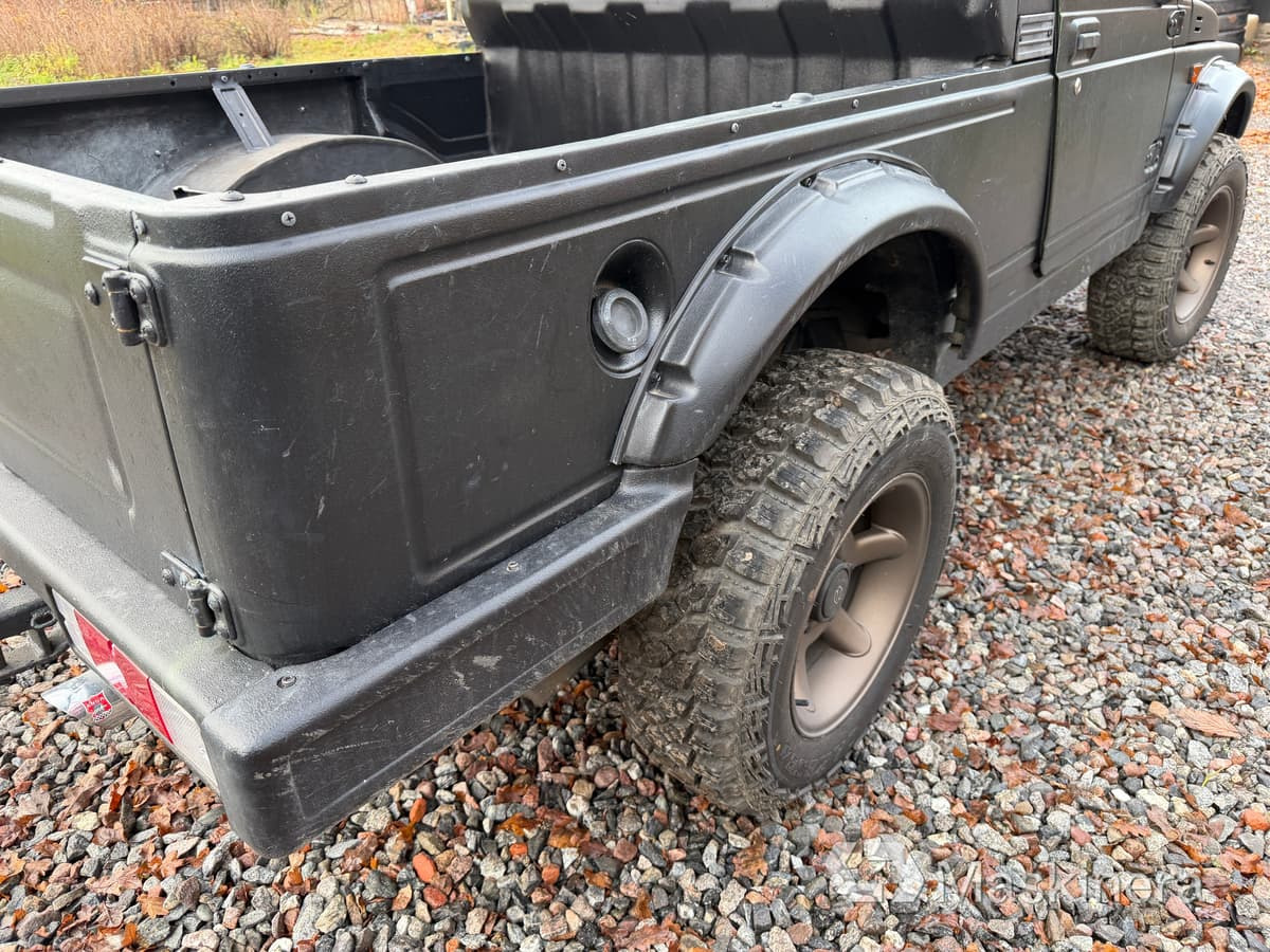 Легковой фургон Pickup Suzuki Samurai 1.9TD 4WD: фото 12 Легковой фургон Pickup Suzuki Samurai 1.9TD 4WD: фото 12