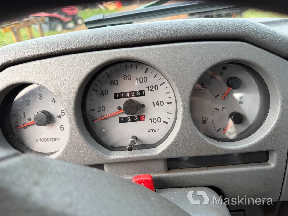 Легковой фургон Pickup Suzuki Samurai 1.9TD 4WD: фото 28 Легковой фургон Pickup Suzuki Samurai 1.9TD 4WD: фото 28