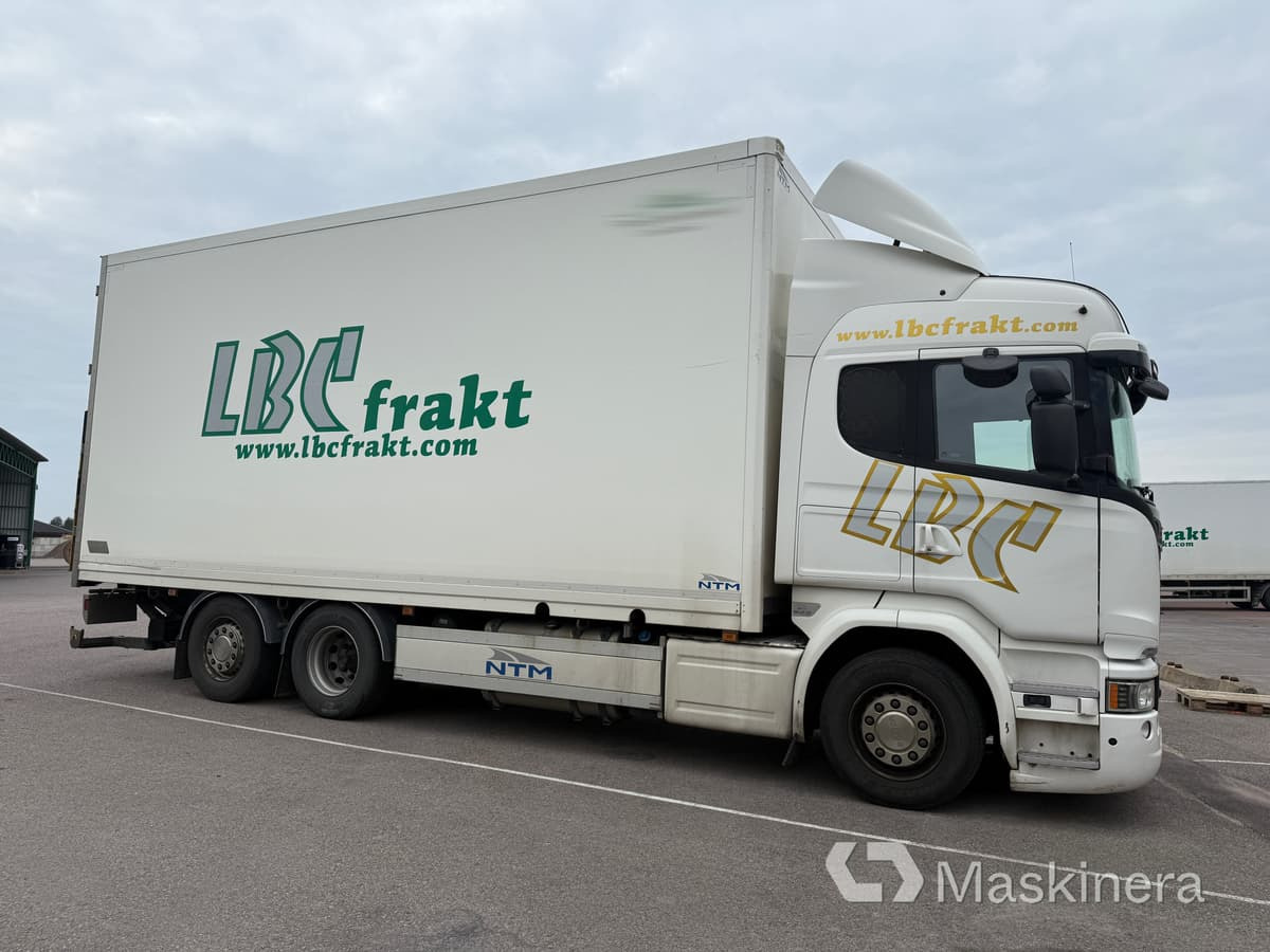 Skåpbil Scania R520 - Грузовик с закрытым кузовом: фото 5 Skåpbil Scania R520 - Грузовик с закрытым кузовом: фото 5