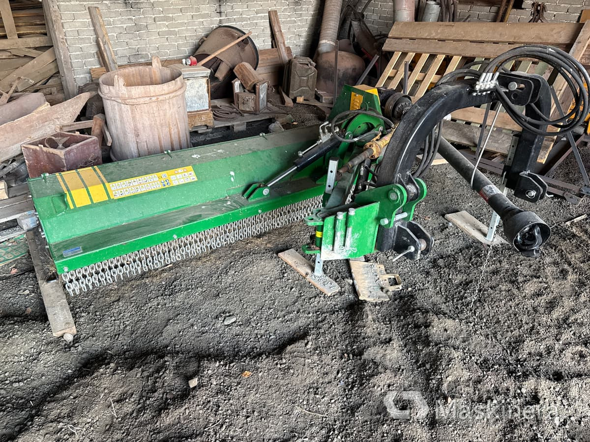 Slaghack kellfri 35-WKL220 - Боковая косилка-измельчитель: фото 1 Slaghack kellfri 35-WKL220 - Боковая косилка-измельчитель: фото 1