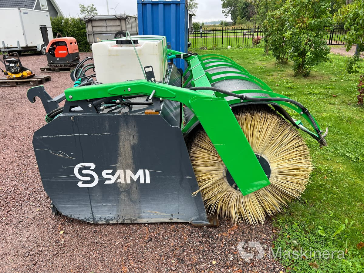 Sopskopa Sami K2500 med bevattning - Подметально-уборочная машина: фото 4 Sopskopa Sami K2500 med bevattning - Подметально-уборочная машина: фото 4