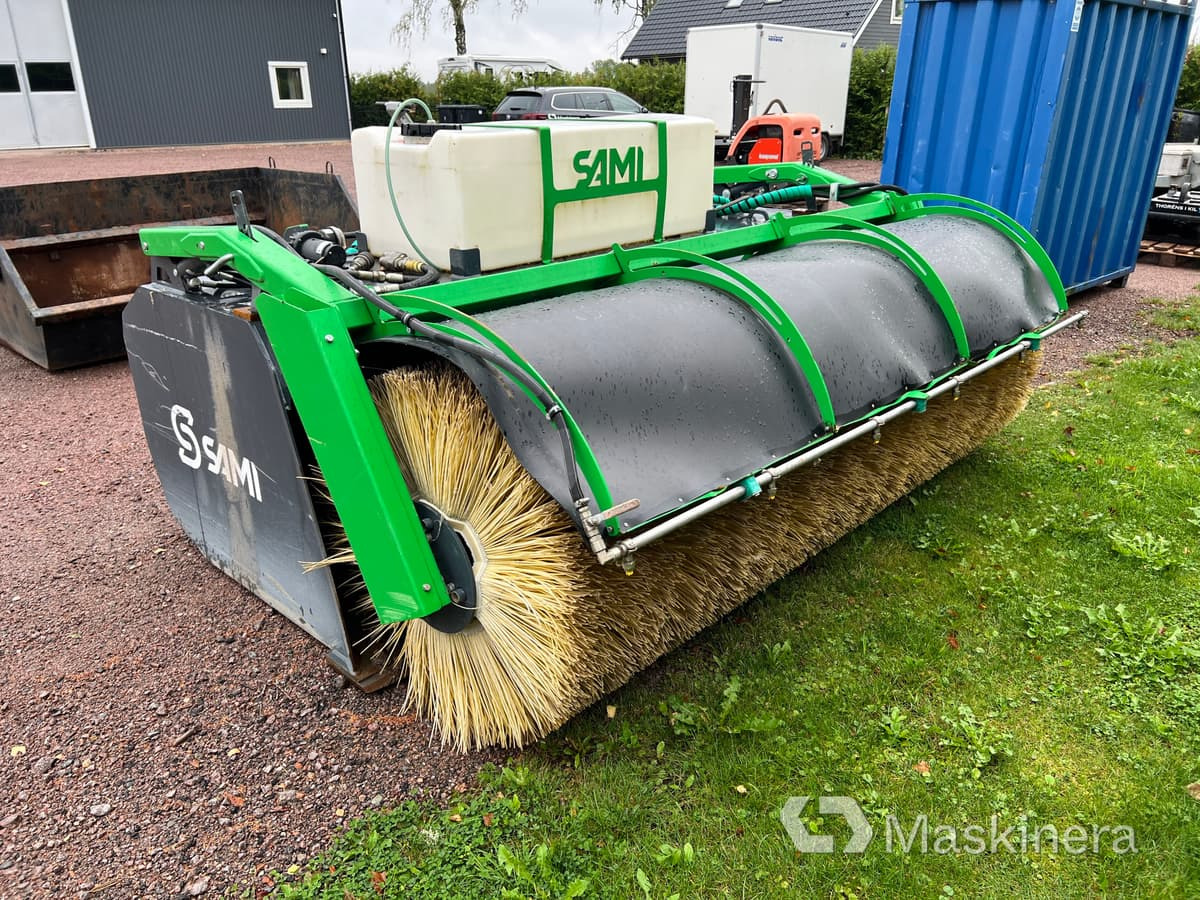 Sopskopa Sami K2500 med bevattning - Подметально-уборочная машина: фото 3 Sopskopa Sami K2500 med bevattning - Подметально-уборочная машина: фото 3