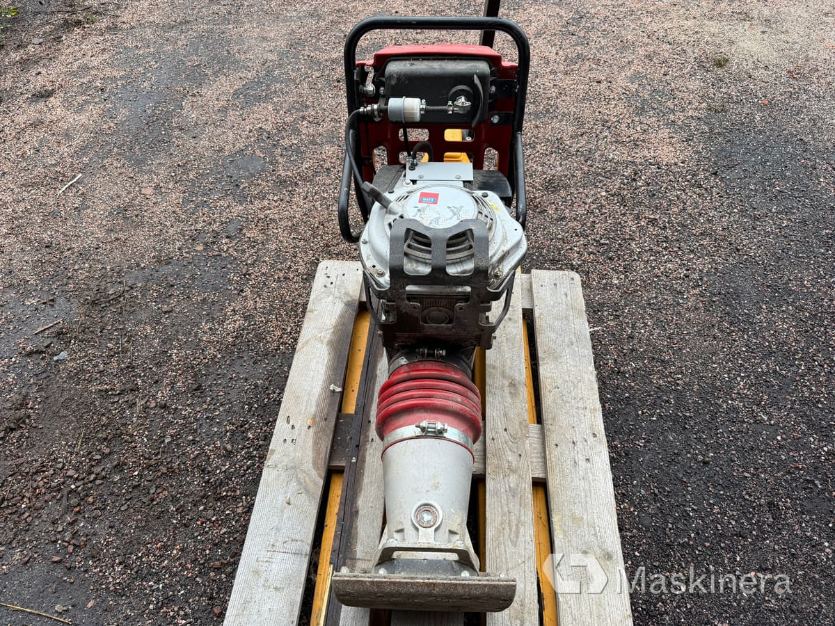 Stamp Swepac T84 - Виброплита: фото 3 Stamp Swepac T84 - Виброплита: фото 3