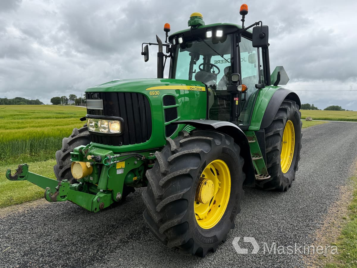 Traktor John Deere 6930 Premium - Трактор: фото 1 Traktor John Deere 6930 Premium - Трактор: фото 1