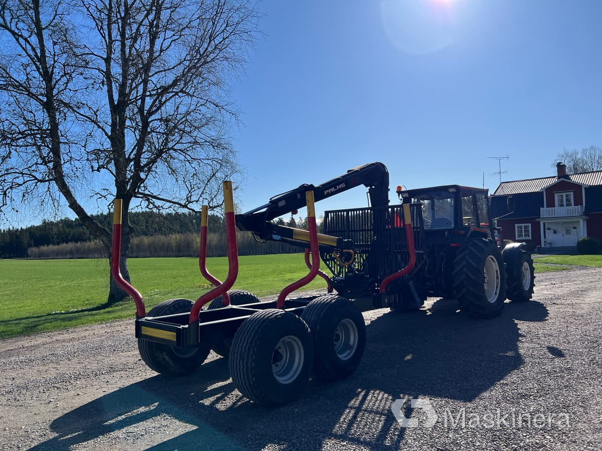 Valmet 805 / Palms 675 Traktor Valmet 805 med Skogsvagn Palms 675 - Трактор: фото 5 Valmet 805 / Palms 675 Traktor Valmet 805 med Skogsvagn Palms 675 - Трактор: фото 5