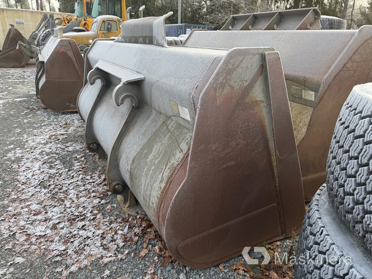 Volvo Equipments 93713S Volvo Hjullastarskopa Tandad stor stora BM - Ковш для погрузчика: фото 4 Volvo Equipments 93713S Volvo Hjullastarskopa Tandad stor stora BM - Ковш для погрузчика: фото 4