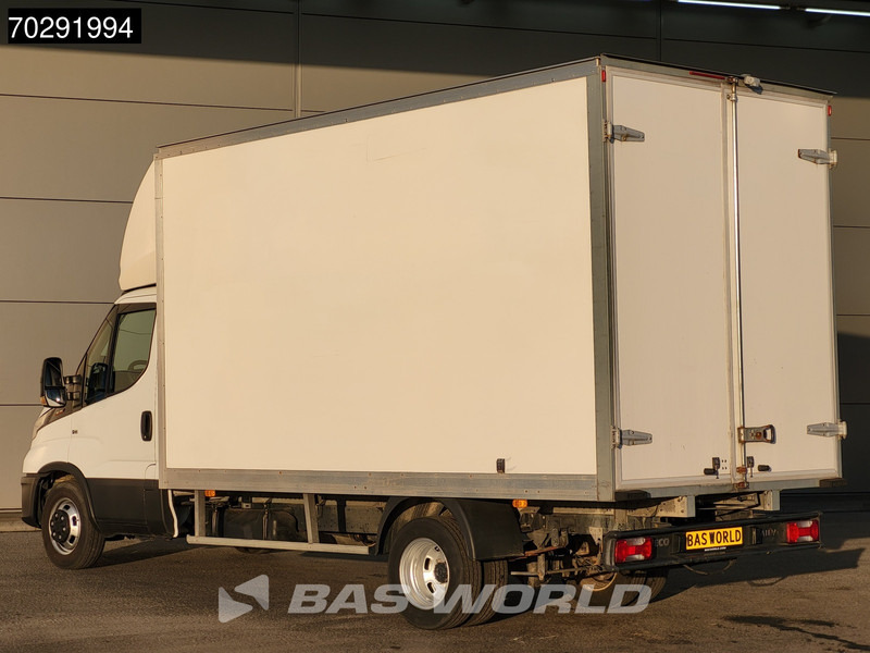 Iveco Daily 35C16 3.0L Dubbellucht Bakwagen Achterdeuren Airco Cruise Camera Euro6 Meubelbak Koffer 20m3 Airco Cruise control - Фургон с закрытым кузовом: фото 2 Iveco Daily 35C16 3.0L Dubbellucht Bakwagen Achterdeuren Airco Cruise Camera Euro6 Meubelbak Koffer 20m3 Airco Cruise control - Фургон с закрытым кузовом: фото 2