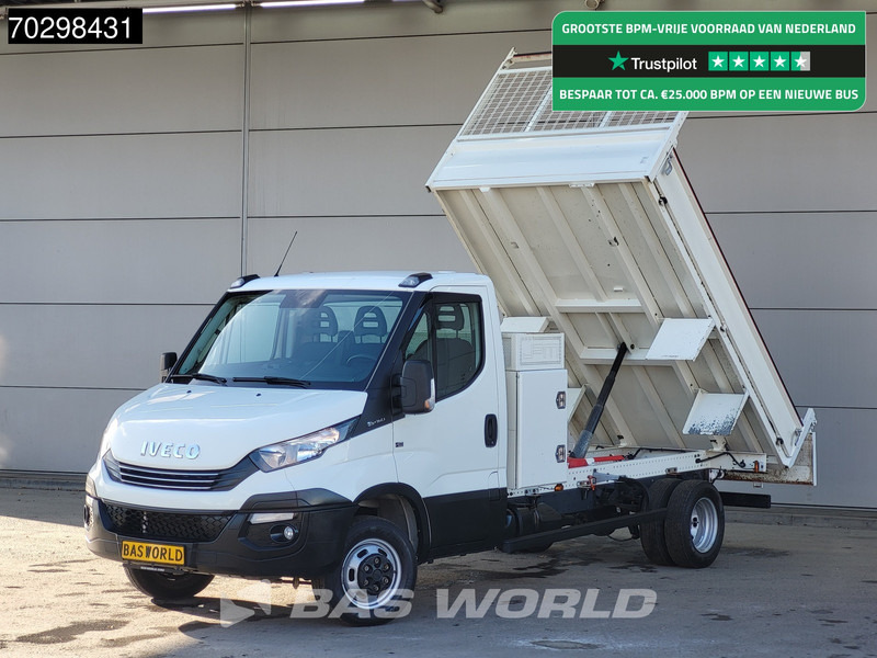 Iveco Daily 35C16 Automaat Kipper met Kist Dubbellucht 3,5t Trekhaak Airco Cruise Euro6 Tipper Benne Kieper Airco Trekhaak Cruise control - Малотоннажный самосвал: фото 1 Iveco Daily 35C16 Automaat Kipper met Kist Dubbellucht 3,5t Trekhaak Airco Cruise Euro6 Tipper Benne Kieper Airco Trekhaak Cruise control - Малотоннажный самосвал: фото 1