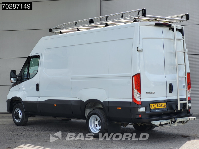 Iveco Daily 35C18 3.0L Dubbellucht L2H2 3,5t Trekhaak Navi Airco Cruise Camera Imperiaal Euro6 L2 12m3 Airco Trekhaak Cruise control - Цельнометаллический фургон: фото 2 Iveco Daily 35C18 3.0L Dubbellucht L2H2 3,5t Trekhaak Navi Airco Cruise Camera Imperiaal Euro6 L2 12m3 Airco Trekhaak Cruise control - Цельнометаллический фургон: фото 2