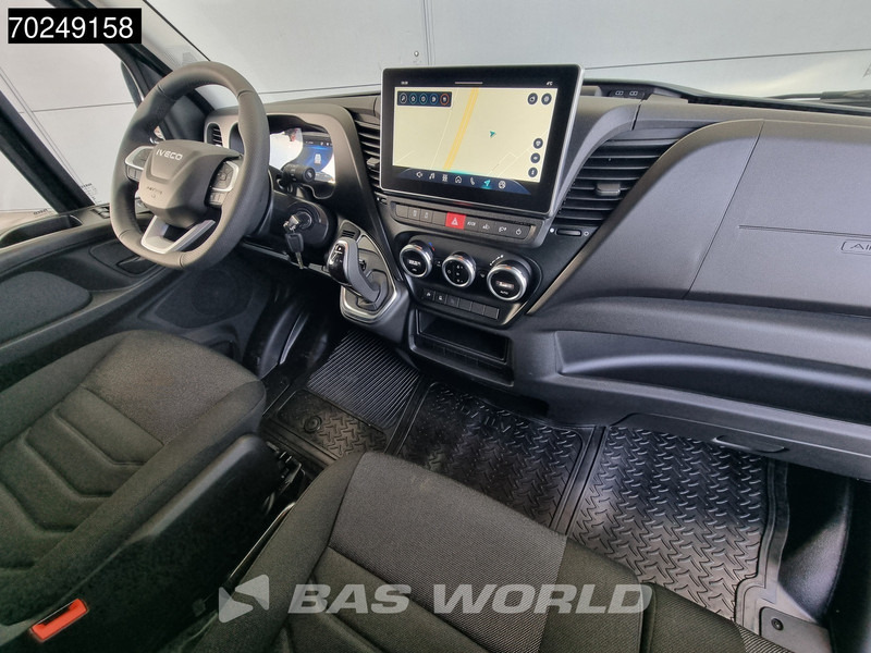 Фото интерьера 1: Новый Цельнометаллический фургон Iveco Daily 35C21 3.0L Automaat 16m3 L4H2 LED ACC Navi Camera Trekhaak L3H2 16m3 Airco Trekhaak