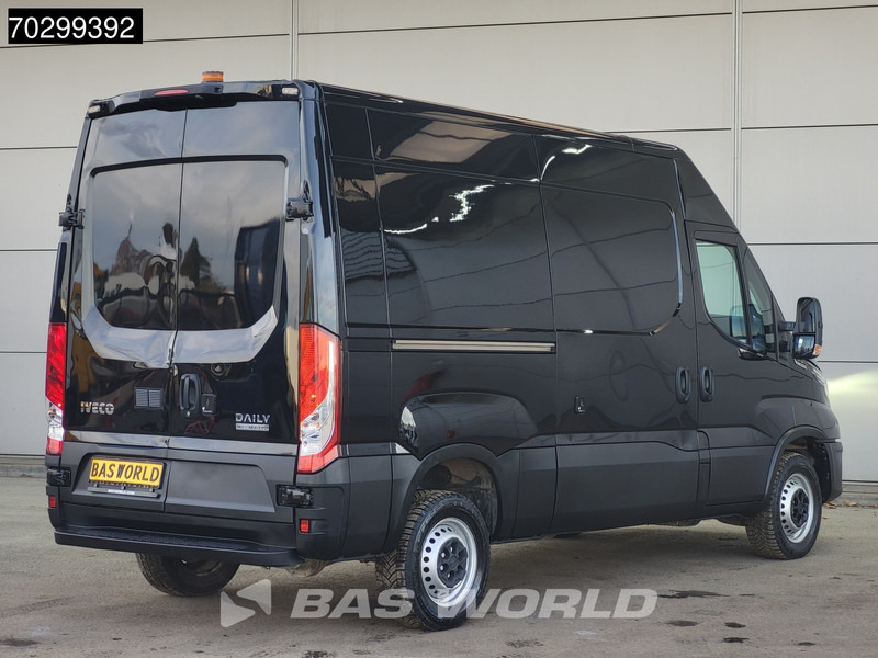 Iveco Daily 35S18 3.0L Automaat L2H2 180PK ACC LED Navi Airco 3,5t Trekgewicht Euro6 L2H2 Airco - Цельнометаллический фургон: фото 5 Iveco Daily 35S18 3.0L Automaat L2H2 180PK ACC LED Navi Airco 3,5t Trekgewicht Euro6 L2H2 Airco - Цельнометаллический фургон: фото 5