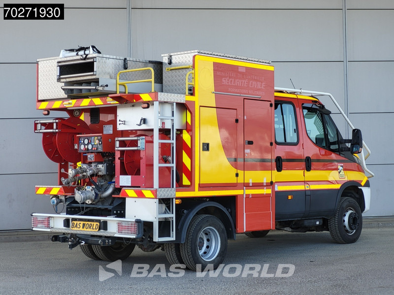 Iveco Daily 70C18 4x4 Achleitner Euro6 3.0L Firetruck Brandweerwagen 3,5t Trekhaak Airco Cruise AWD Allrad Camper 1600liter Airco Dubbel cab - Машина скорой помощи: фото 2 Iveco Daily 70C18 4x4 Achleitner Euro6 3.0L Firetruck Brandweerwagen 3,5t Trekhaak Airco Cruise AWD Allrad Camper 1600liter Airco Dubbel cab - Машина скорой помощи: фото 2