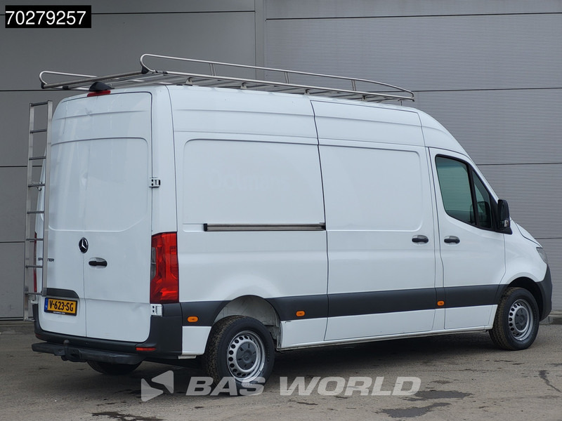 Mercedes-Benz Sprinter 211 CDI Automaat L2H2 Trekhaak Imperiaal Werkplaatsinrichting Airco Cruise Camera L2 12m3 Airco Trekhaak Cruise control - Легковой фургон: фото 3 Mercedes-Benz Sprinter 211 CDI Automaat L2H2 Trekhaak Imperiaal Werkplaatsinrichting Airco Cruise Camera L2 12m3 Airco Trekhaak Cruise control - Легковой фургон: фото 3