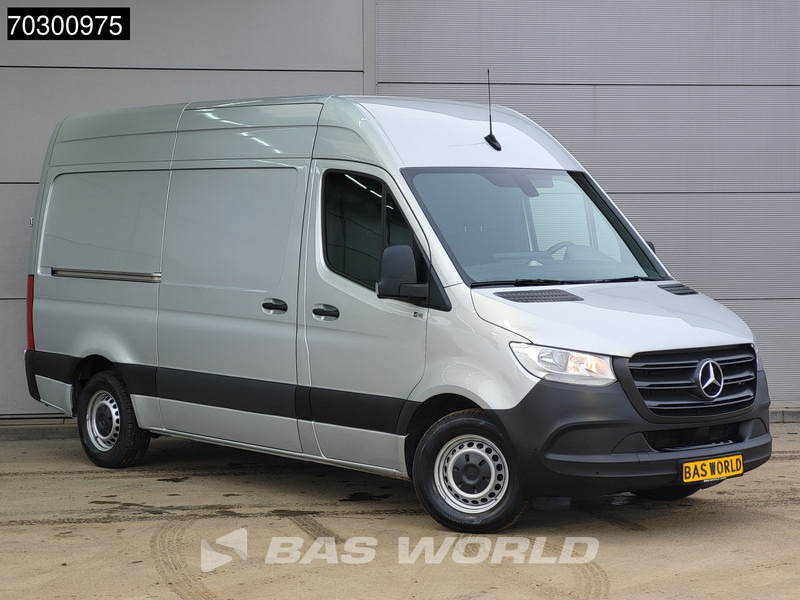 Mercedes-Benz Sprinter 315 CDI Automaat L2H2 150PK Airco Camera Parkeersensoren MBUX CarPlay Euro6 L2 Airco - Легковой фургон: фото 3 Mercedes-Benz Sprinter 315 CDI Automaat L2H2 150PK Airco Camera Parkeersensoren MBUX CarPlay Euro6 L2 Airco - Легковой фургон: фото 3