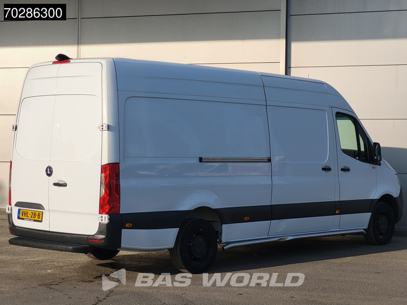 Mercedes-Benz Sprinter 315 CDI Automaat L3H2 Navi Airco Cruise Camera MBUX Carplay Euro6 L3 15m3 Airco Cruise control - Цельнометаллический фургон: фото 3 Mercedes-Benz Sprinter 315 CDI Automaat L3H2 Navi Airco Cruise Camera MBUX Carplay Euro6 L3 15m3 Airco Cruise control - Цельнометаллический фургон: фото 3