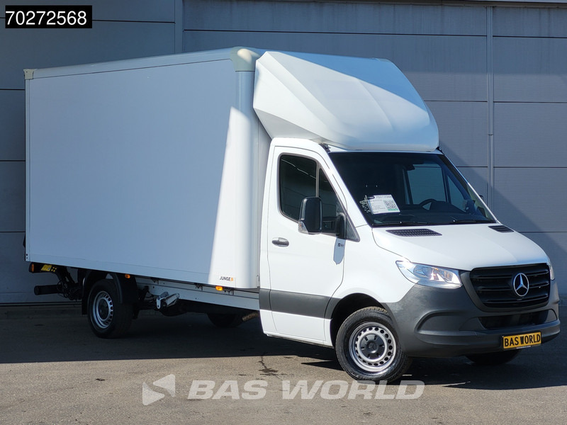 Mercedes-Benz Sprinter 317 CDI Automaat Bakwagen Laadklep Camera Airco Koffer Meubelbak 20m3 Airco - Фургон с закрытым кузовом: фото 2 Mercedes-Benz Sprinter 317 CDI Automaat Bakwagen Laadklep Camera Airco Koffer Meubelbak 20m3 Airco - Фургон с закрытым кузовом: фото 2
