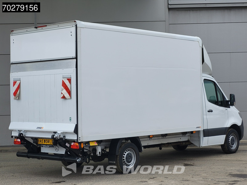 Mercedes-Benz Sprinter 317 CDI Bakwagen Automaat Laadklep Camera Meubelbak Koffer LBW 21m3 Airco - Фургон с закрытым кузовом: фото 5 Mercedes-Benz Sprinter 317 CDI Bakwagen Automaat Laadklep Camera Meubelbak Koffer LBW 21m3 Airco - Фургон с закрытым кузовом: фото 5