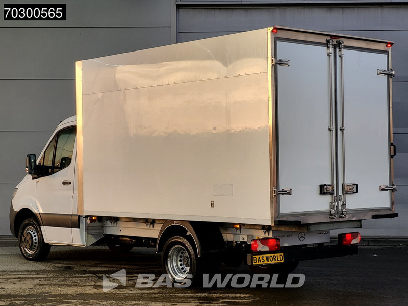 Mercedes-Benz Sprinter 515 CDI Bi-Temp Koelwagen Vriezer Achterdeuren Zijdeur Dubbellucht Carrier Xarios 5 380V Stekker 150PK Airco MBUX CarPlay Euro6 - Фургон-рефрижератор: фото 2 Mercedes-Benz Sprinter 515 CDI Bi-Temp Koelwagen Vriezer Achterdeuren Zijdeur Dubbellucht Carrier Xarios 5 380V Stekker 150PK Airco MBUX CarPlay Euro6 - Фургон-рефрижератор: фото 2