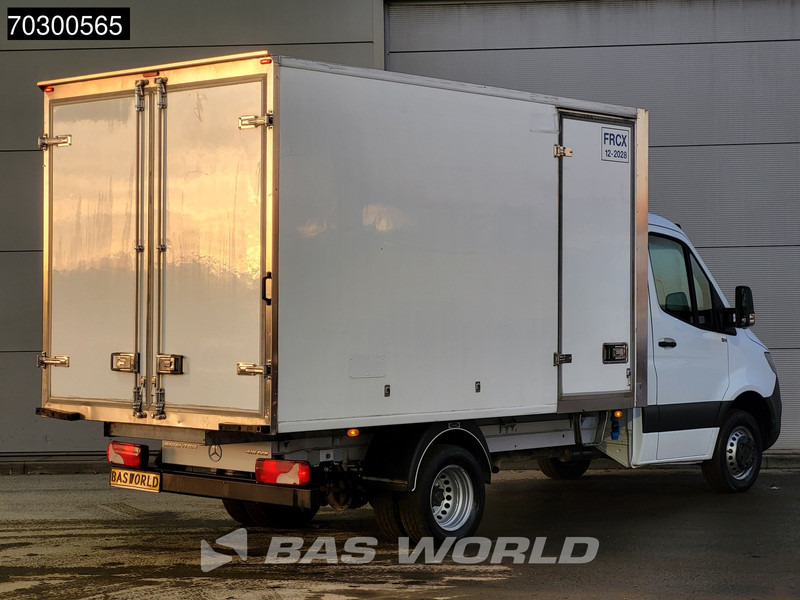 Mercedes-Benz Sprinter 515 CDI Bi-Temp Koelwagen Vriezer Achterdeuren Zijdeur Dubbellucht Carrier Xarios 5 380V Stekker 150PK Airco MBUX CarPlay Euro6 - Фургон-рефрижератор: фото 5 Mercedes-Benz Sprinter 515 CDI Bi-Temp Koelwagen Vriezer Achterdeuren Zijdeur Dubbellucht Carrier Xarios 5 380V Stekker 150PK Airco MBUX CarPlay Euro6 - Фургон-рефрижератор: фото 5
