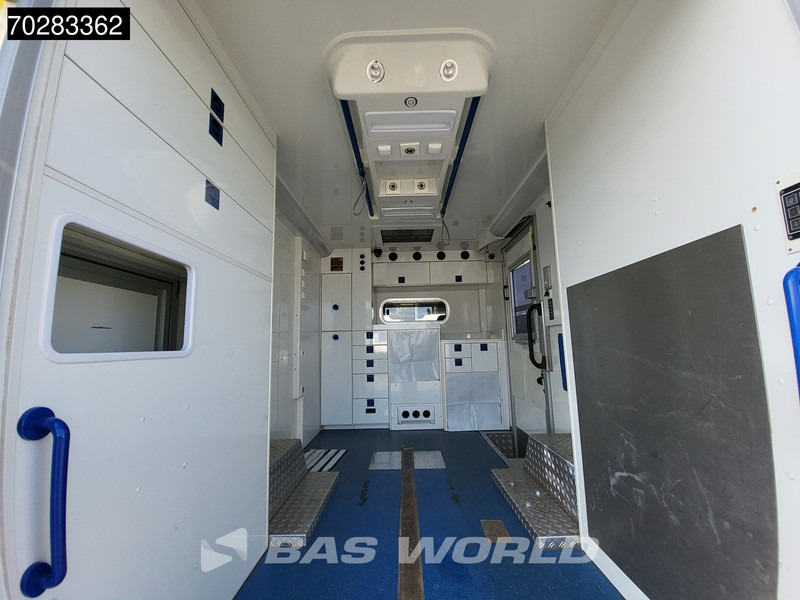 Машина скорой помощи Mercedes-Benz Sprinter 519 CDI 3.0L V6 Automaat 190PK Ambulance Trekhaak Airco Cruise APK 02-2026 Euro6 Rettungswagen Krankenwagen 13m3 Airco Trekhaak: фото 9