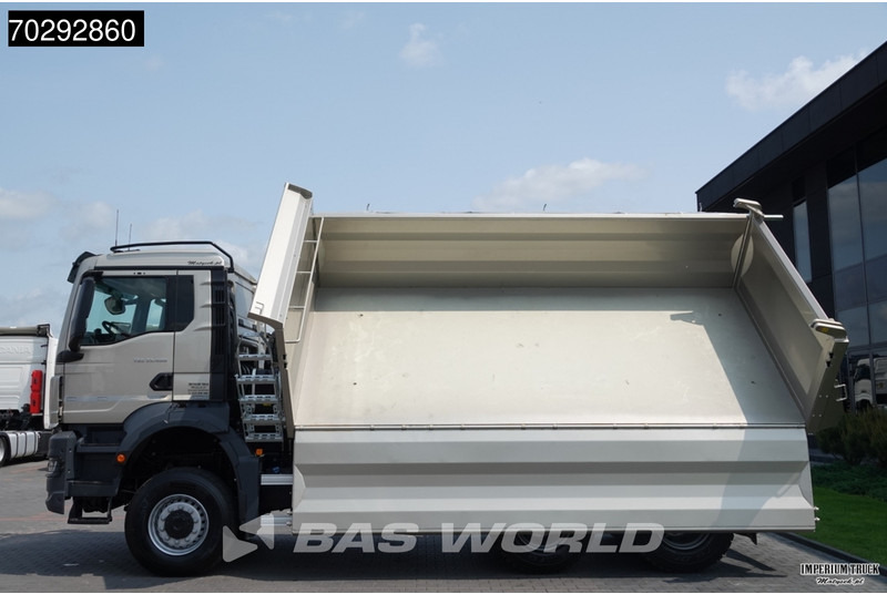 Новый Самосвал MAN TGS 33.480 TGS 6X6 6x6 3-Way Kipper Big-Axle Euro 6: фото 14 Новый Самосвал MAN TGS 33.480 TGS 6X6 6x6 3-Way Kipper Big-Axle Euro 6: фото 14
