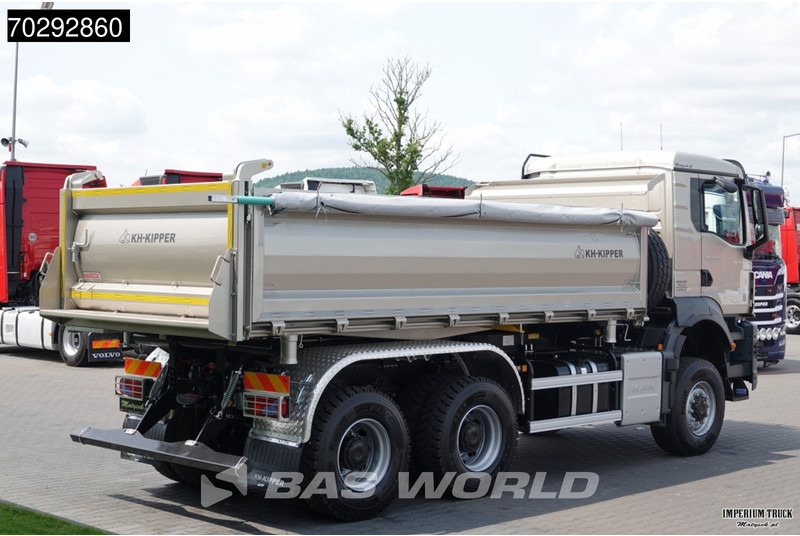 Новый Самосвал MAN TGS 33.480 TGS 6X6 6x6 3-Way Kipper Big-Axle Euro 6: фото 9 Новый Самосвал MAN TGS 33.480 TGS 6X6 6x6 3-Way Kipper Big-Axle Euro 6: фото 9