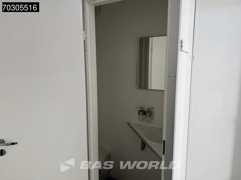 Грузовик с закрытым кузовом Volvo FL 250 4X2 14tonner Automatic Exhibition truck EURO 6: фото 9 Грузовик с закрытым кузовом Volvo FL 250 4X2 14tonner Automatic Exhibition truck EURO 6: фото 9