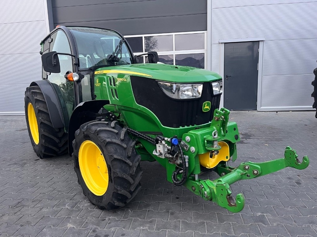 John Deere 5090 GL  - Трактор: фото 2 John Deere 5090 GL  - Трактор: фото 2