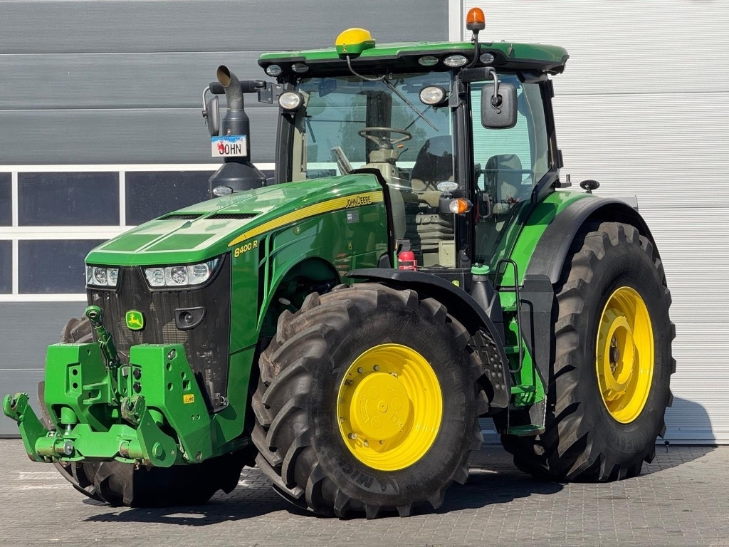 John Deere 8400 R - Трактор: фото 2 John Deere 8400 R - Трактор: фото 2
