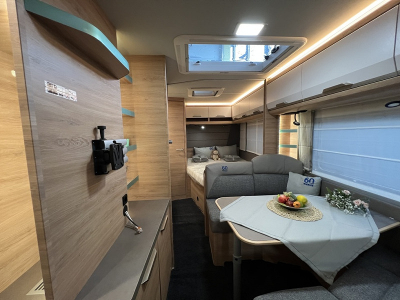 Knaus Sudwind 500 PF 60° Years - Прицеп дача: фото 4 Knaus Sudwind 500 PF 60° Years - Прицеп дача: фото 4